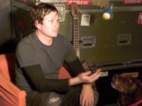 Tom DeLonge's 'Have the Balls' Photo Shoot | Videos | PETA