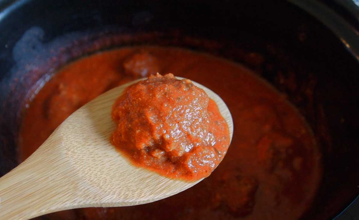 Crockpot Italian Meatless Meatballs PETA