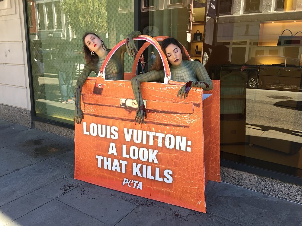 Buy Louis Vuitton Store Prints Charleston Louis Vuitton Online in India 