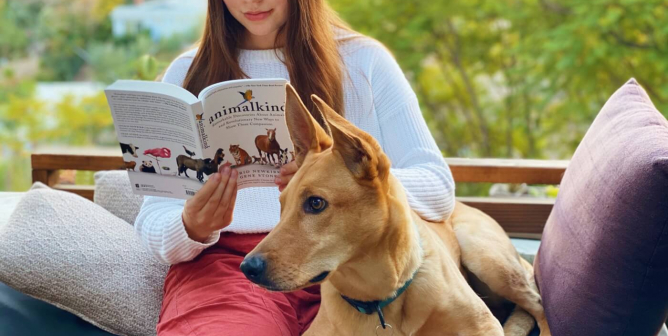 Animalkind reader and dog