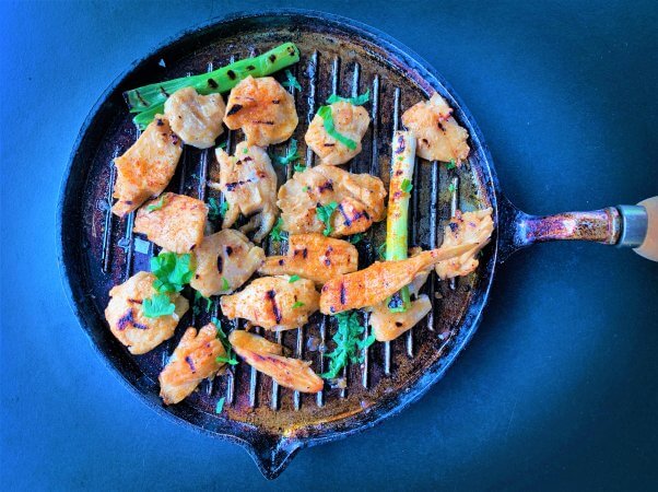 vegan chicken grilled with leeks