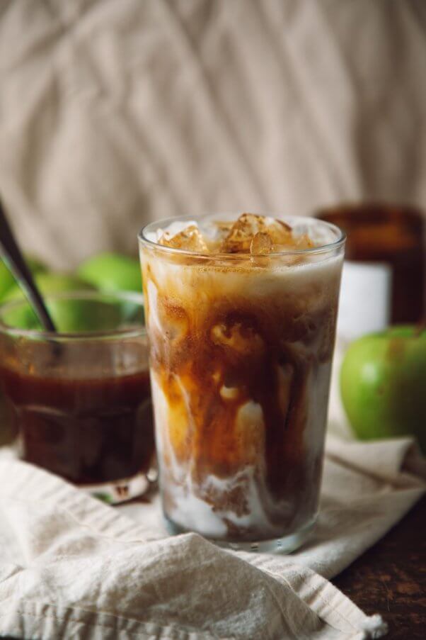 Liv B. iced apple crisp macchiato vegan fall drinks